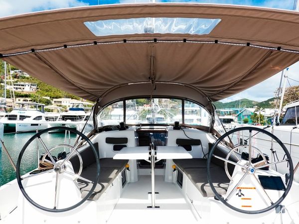 Jeanneau Sun Odyssey 380 | Calypso Express