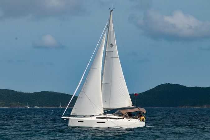 Jeanneau Sun Odyssey 380 | Calypso Express