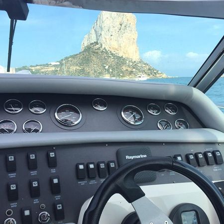 Sea Ray 38 | Calipo