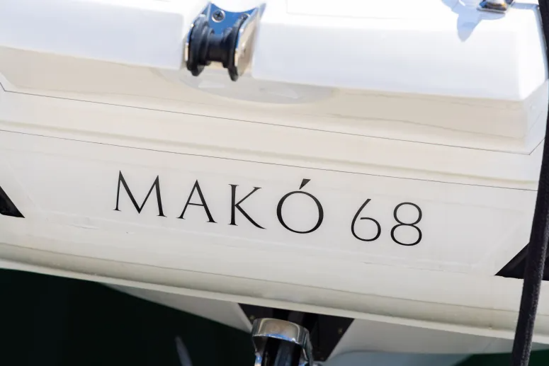 Zar Mako 68 | Quarterback