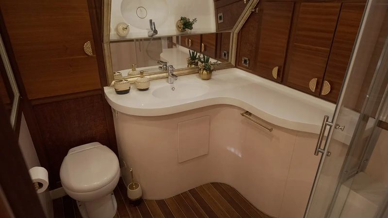 Custom Built 88 | Ayem