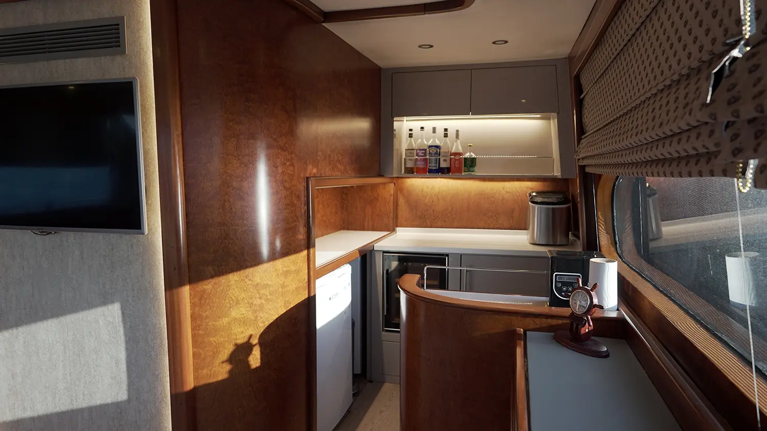 Custom Built 88 | Ayem