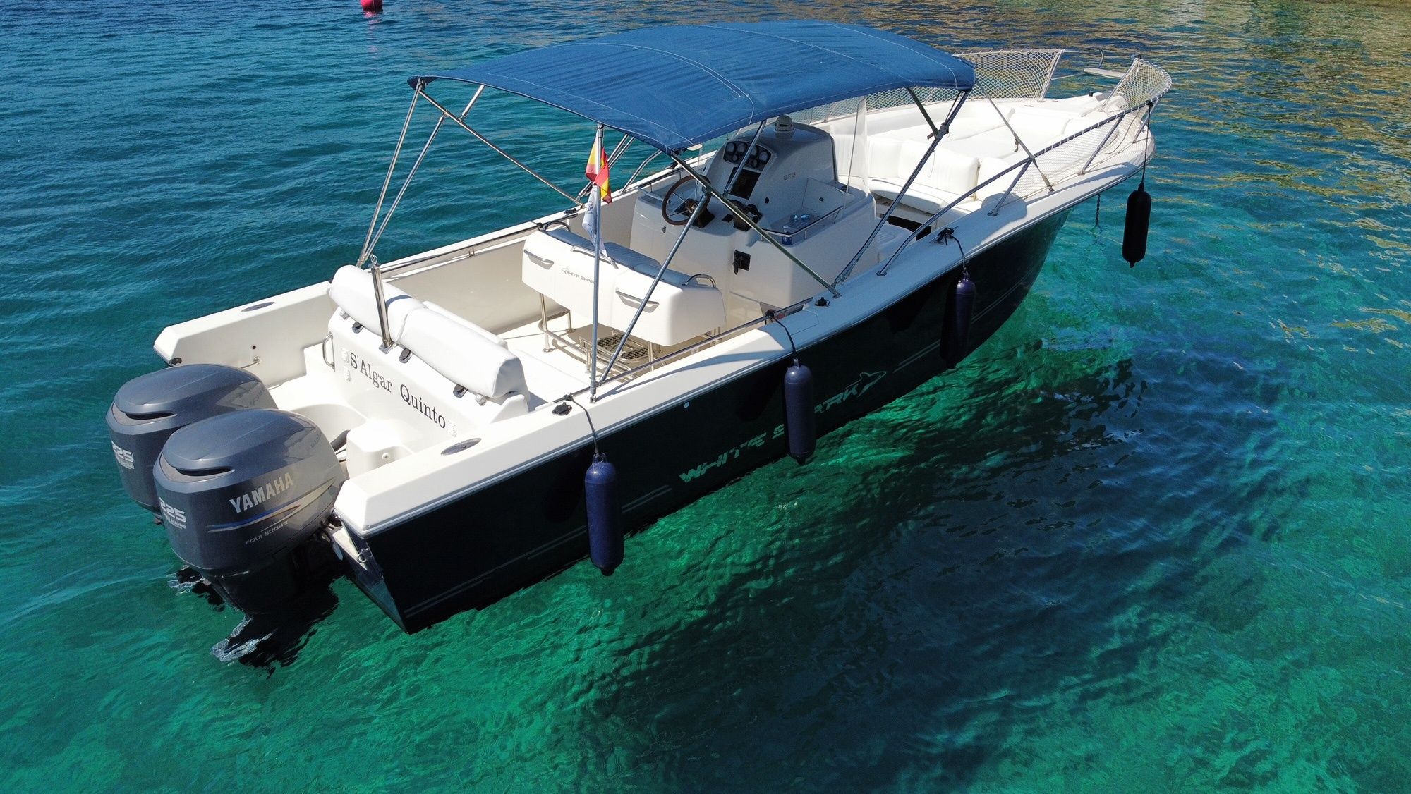 White Shark 285 | Saga 3