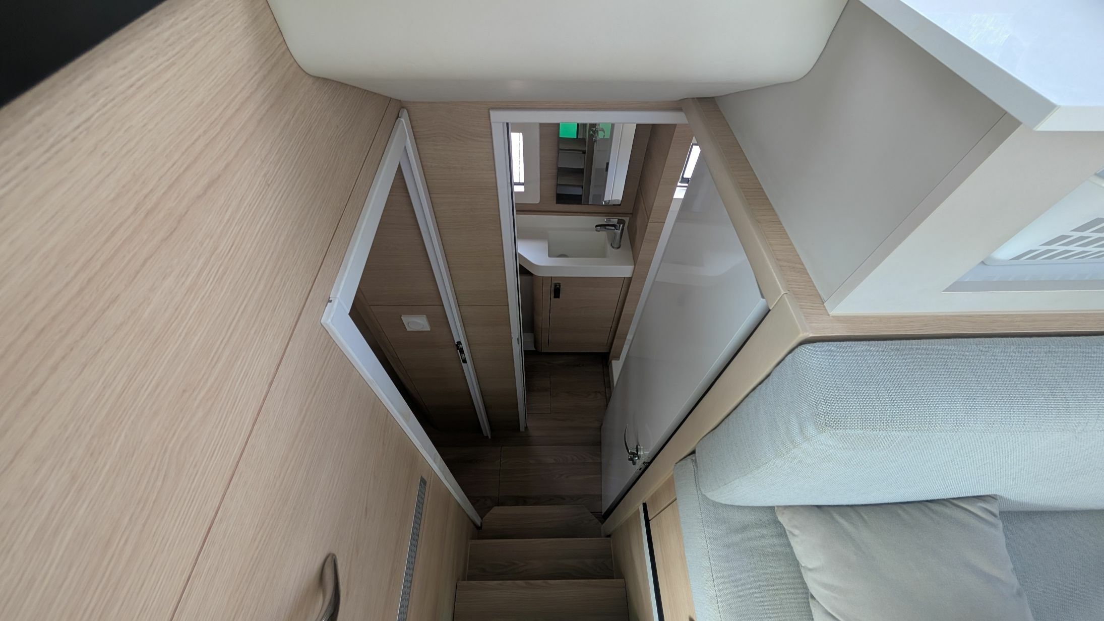Aventura 37 | Newton