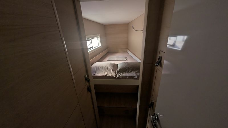 Aventura 37 | Newton