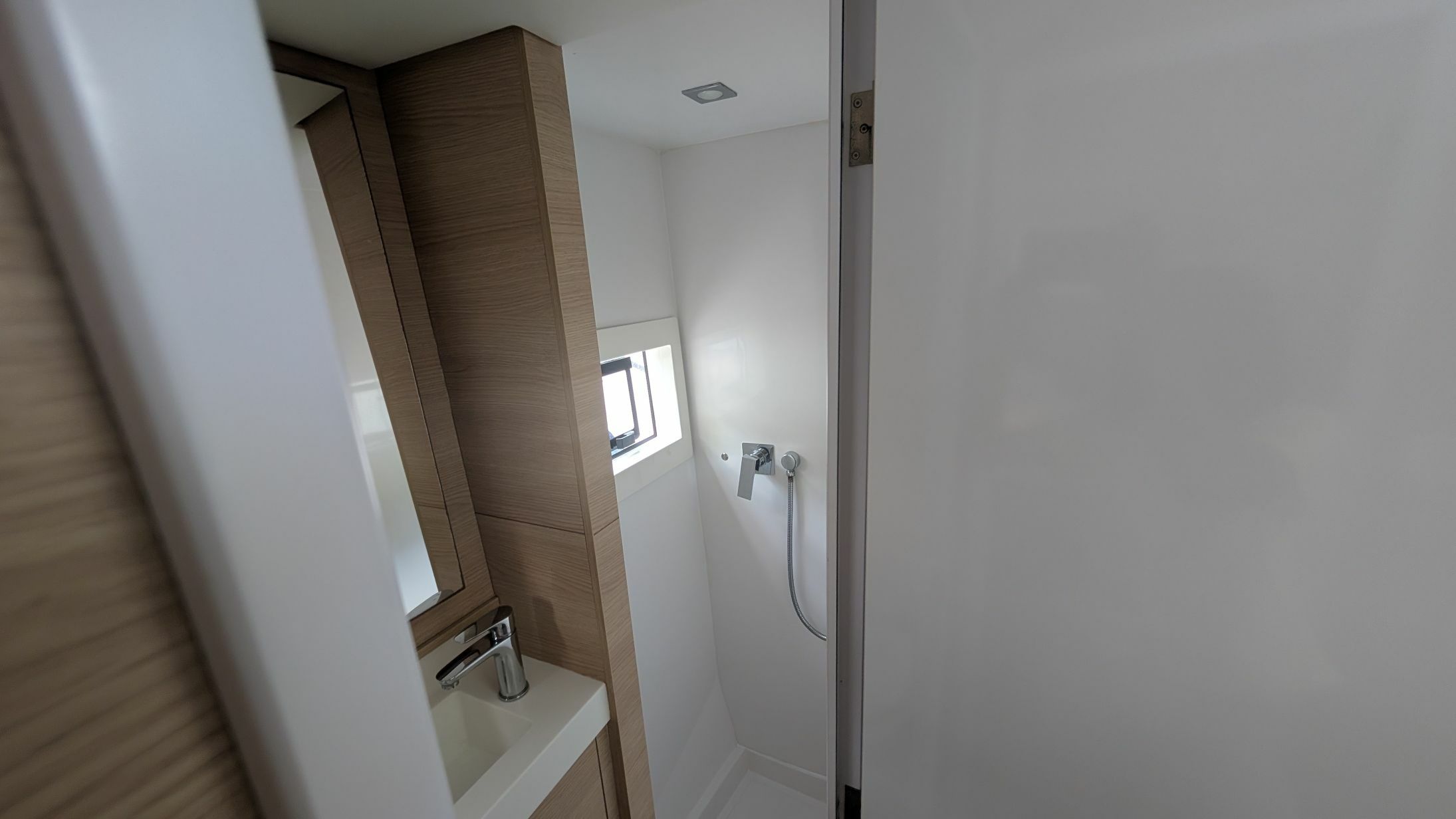 Aventura 37 | Newton