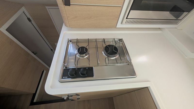 Aventura 37 | Newton