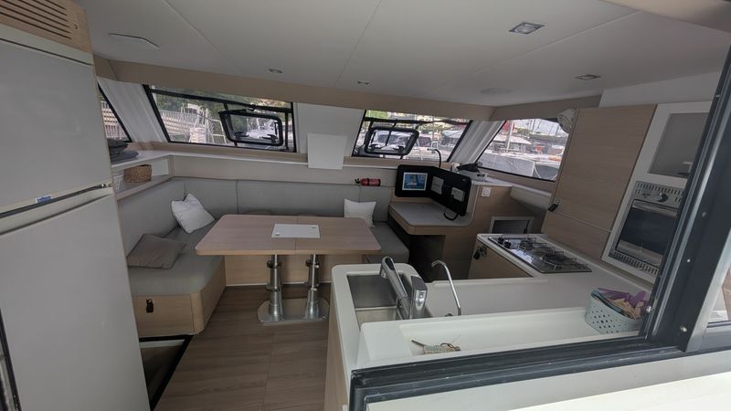 Aventura 37 | Newton