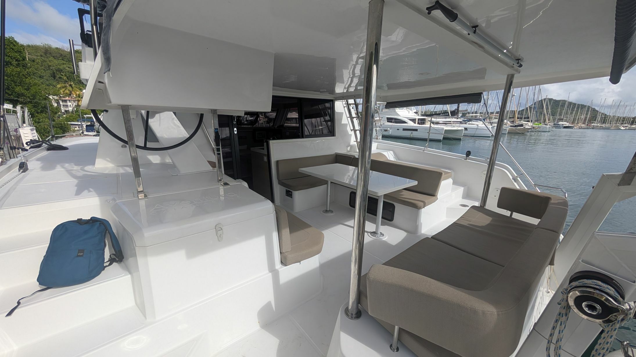 Aventura 37 | Newton