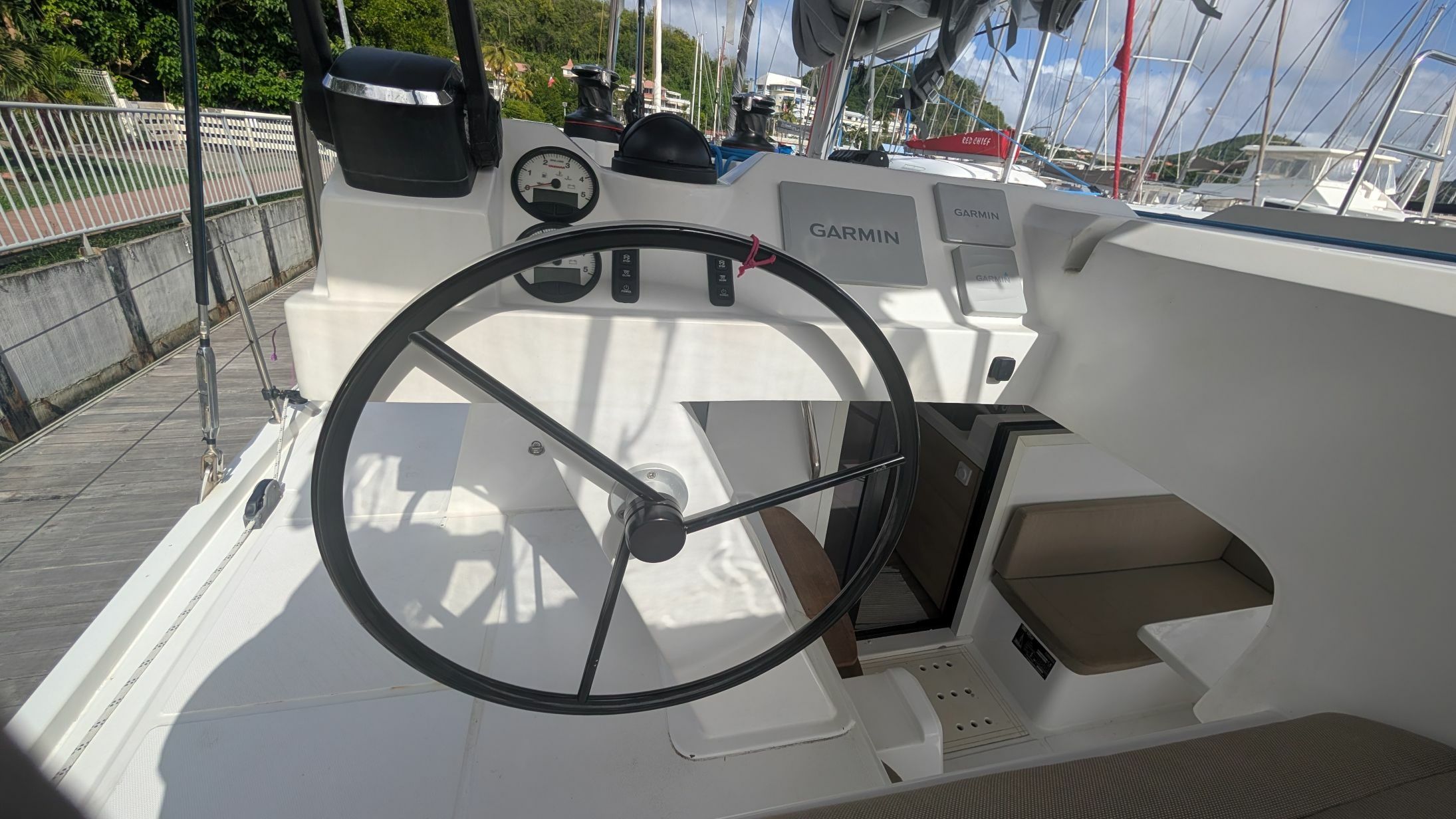 Aventura 37 | Newton