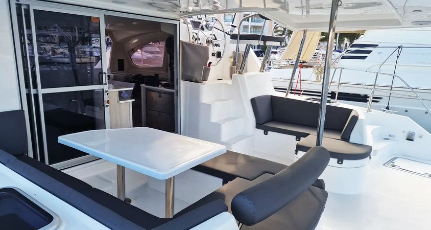 Leopard 44 | Try Jah Love