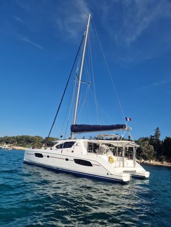 Leopard 44 | Try Jah Love