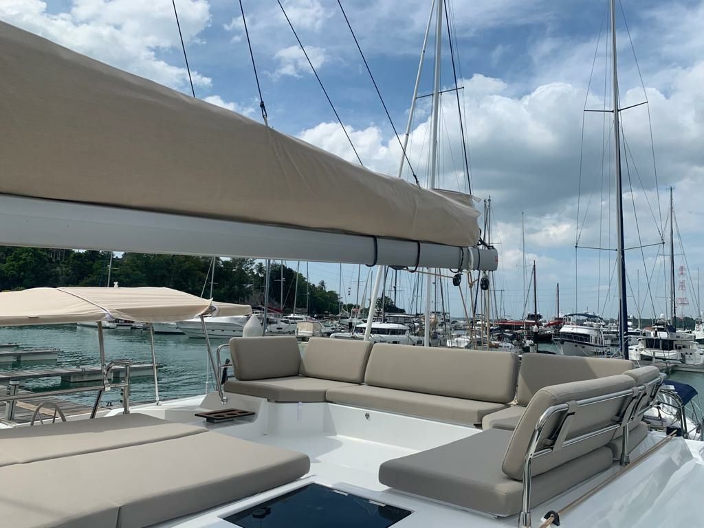 Fountaine Pajot Elba 45 | Shavasan