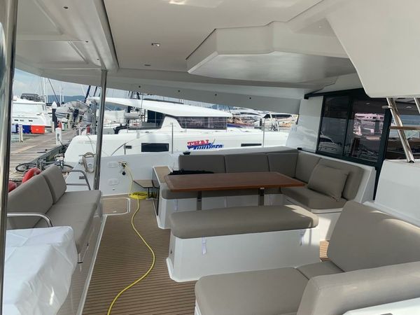 Fountaine Pajot Elba 45 | Shavasan