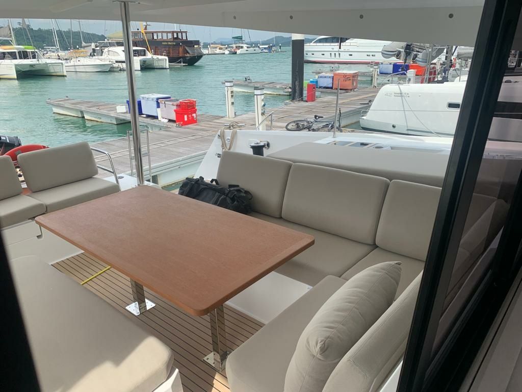 Fountaine Pajot Elba 45 | Shavasan