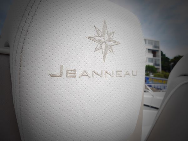 Jeanneau Cap Camarat 6.5 CC | Oumpapah