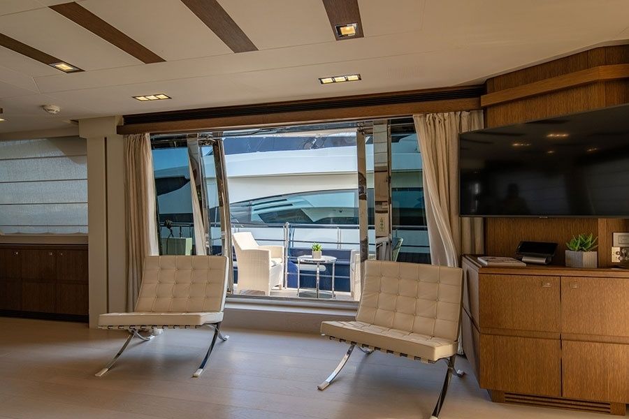 Ferretti Custom Line 100 | Infinitas