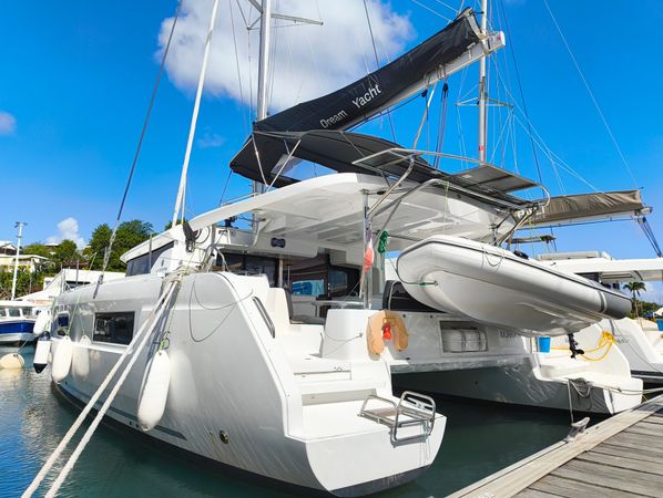 Lagoon 46 | Murraya