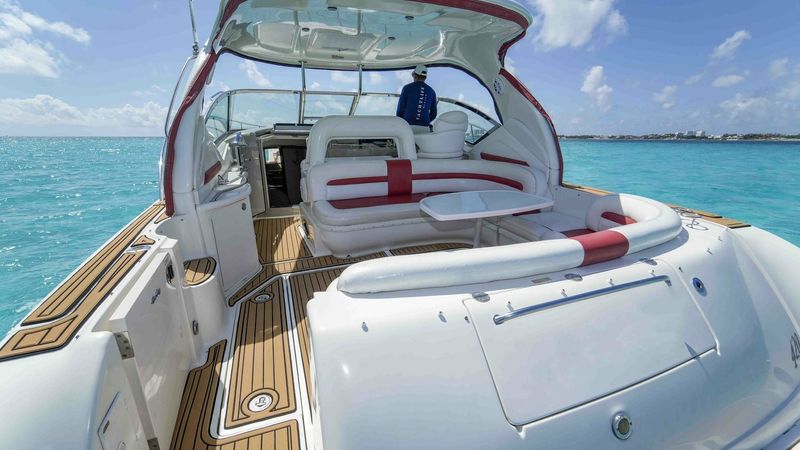 Sea Ray 420 Sundancer | Humble