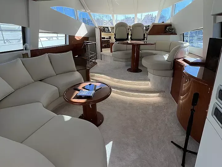 Fairline Squadron 52 | Bliss