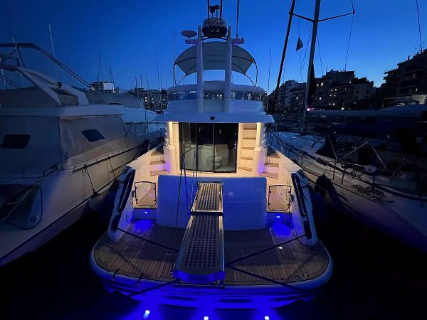 Fairline Squadron 52 | Bliss