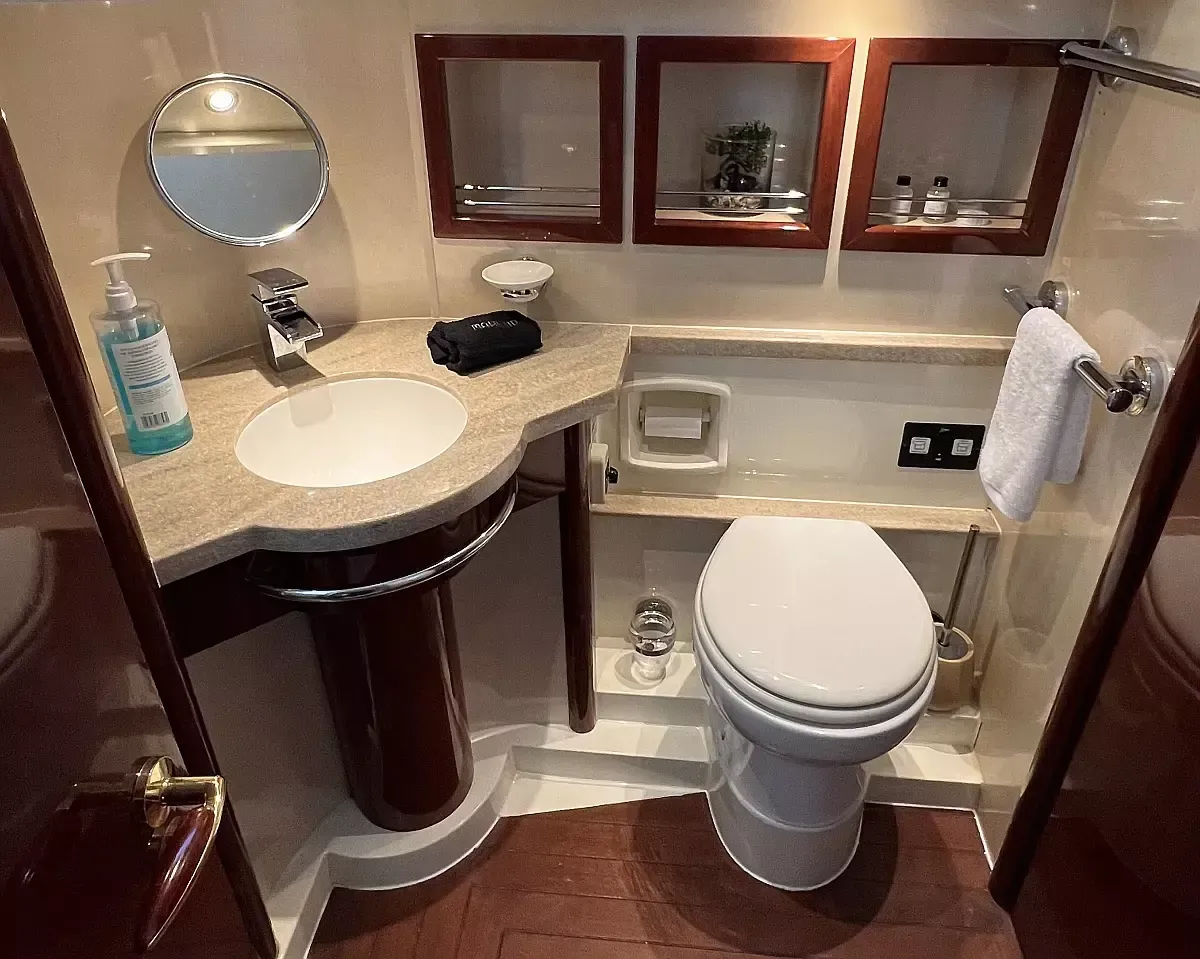 Fairline Squadron 52 | Bliss