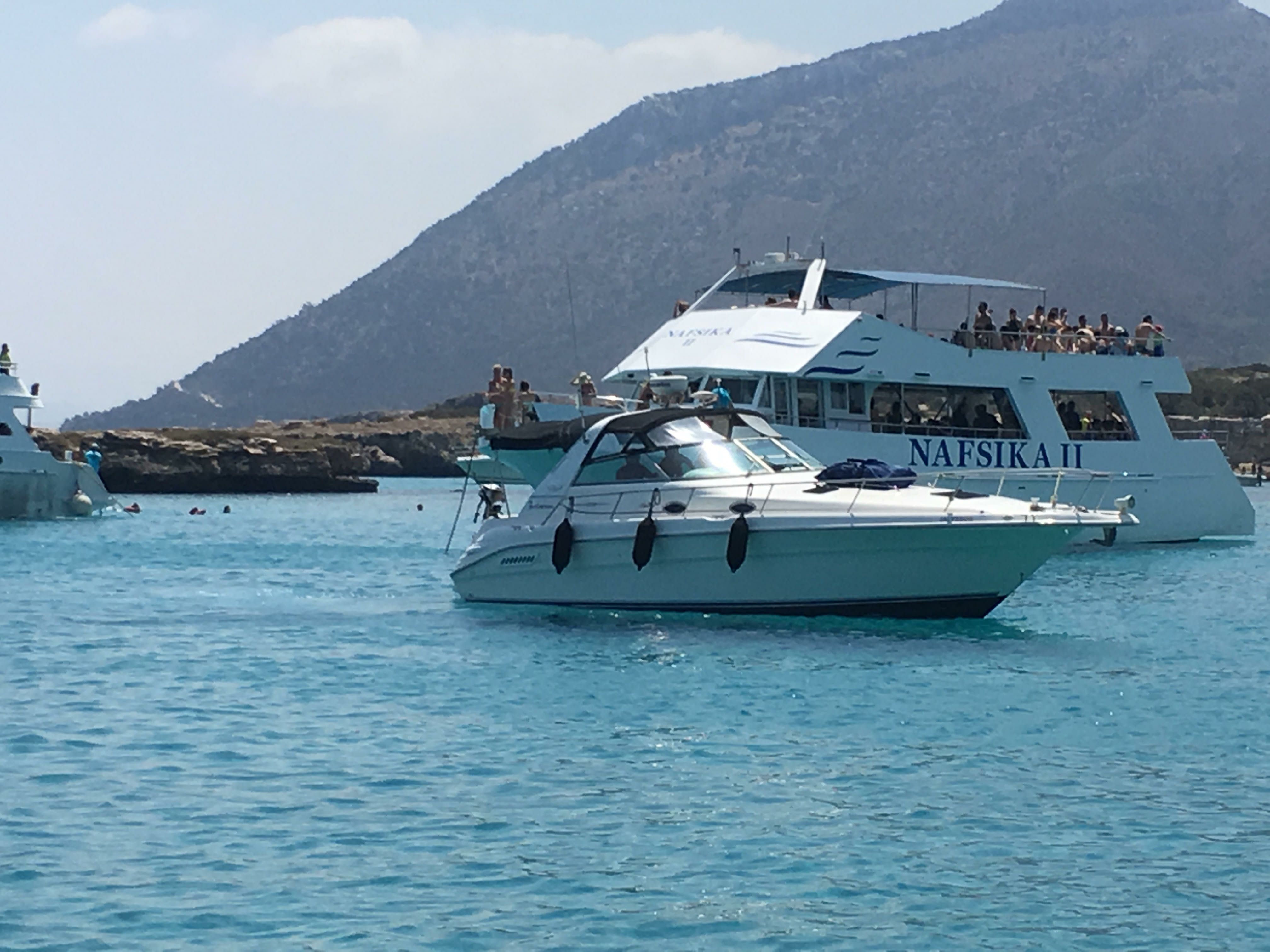 Sea Ray 350 Sundancer | Ialyssos