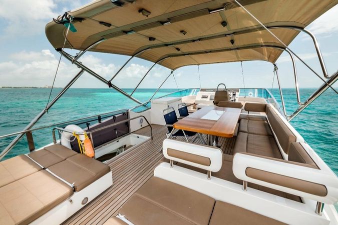 Fairline 70 | Addicted