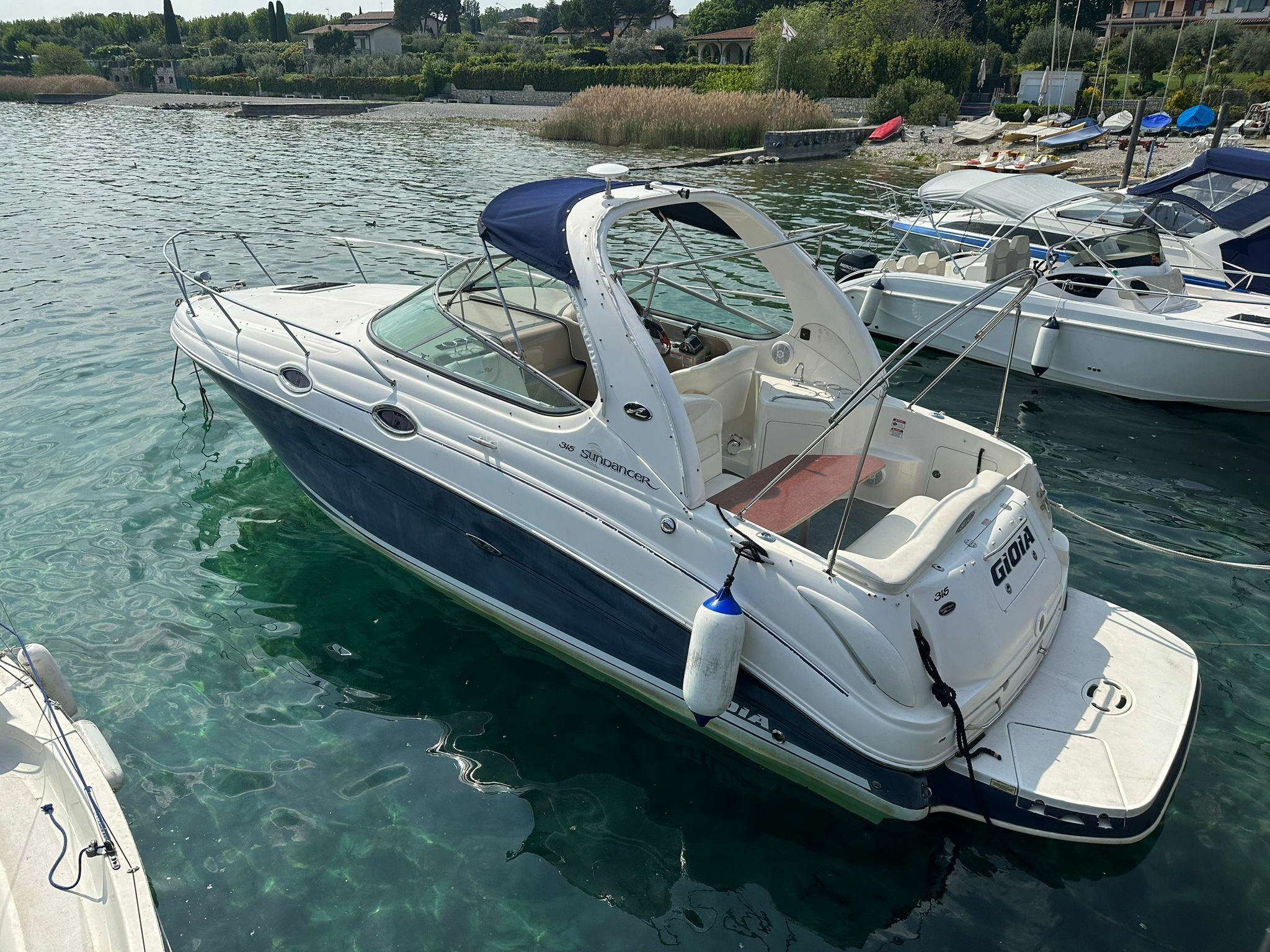 Sea Ray 315 Sundancer | GIO yacht