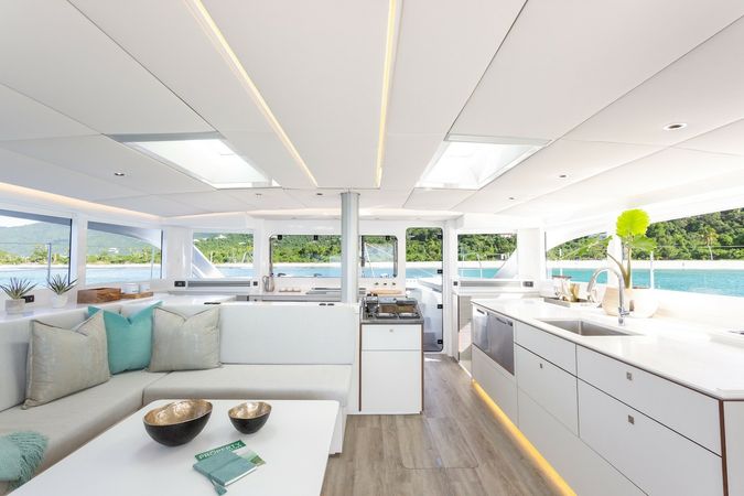 Voyage 590 | Home Away