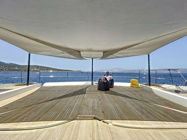 Lagoon Seventy 8 | Crazy Horse