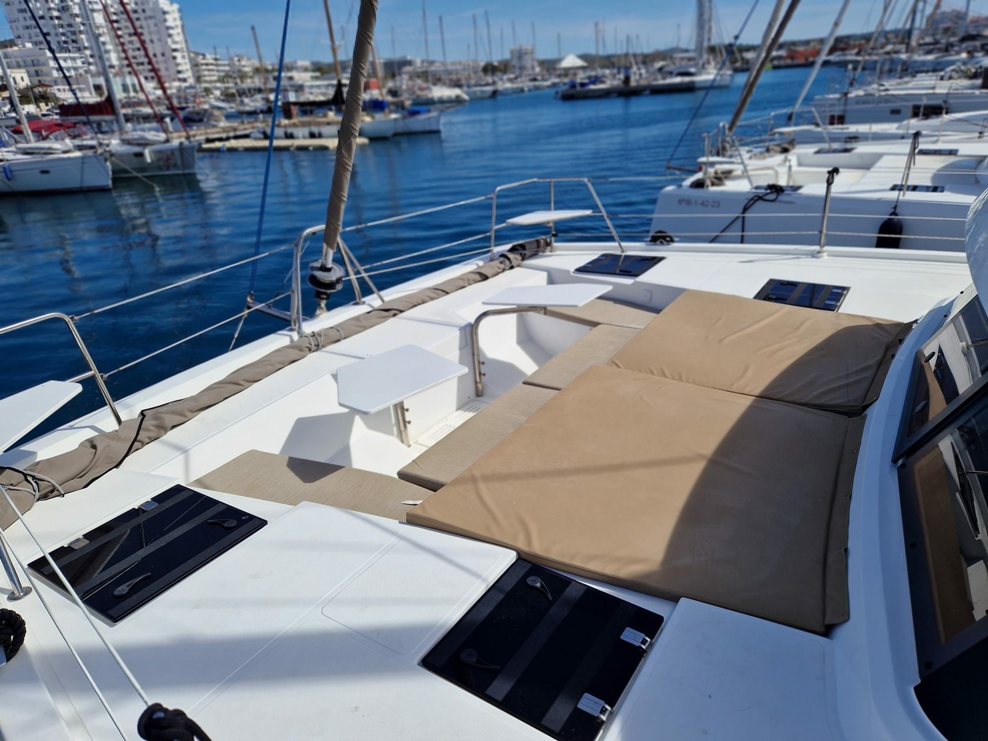 Bali Catspace | Navegame