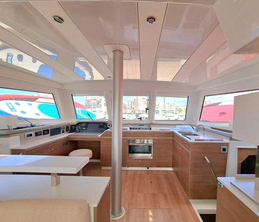 Bali Catspace | Navegame