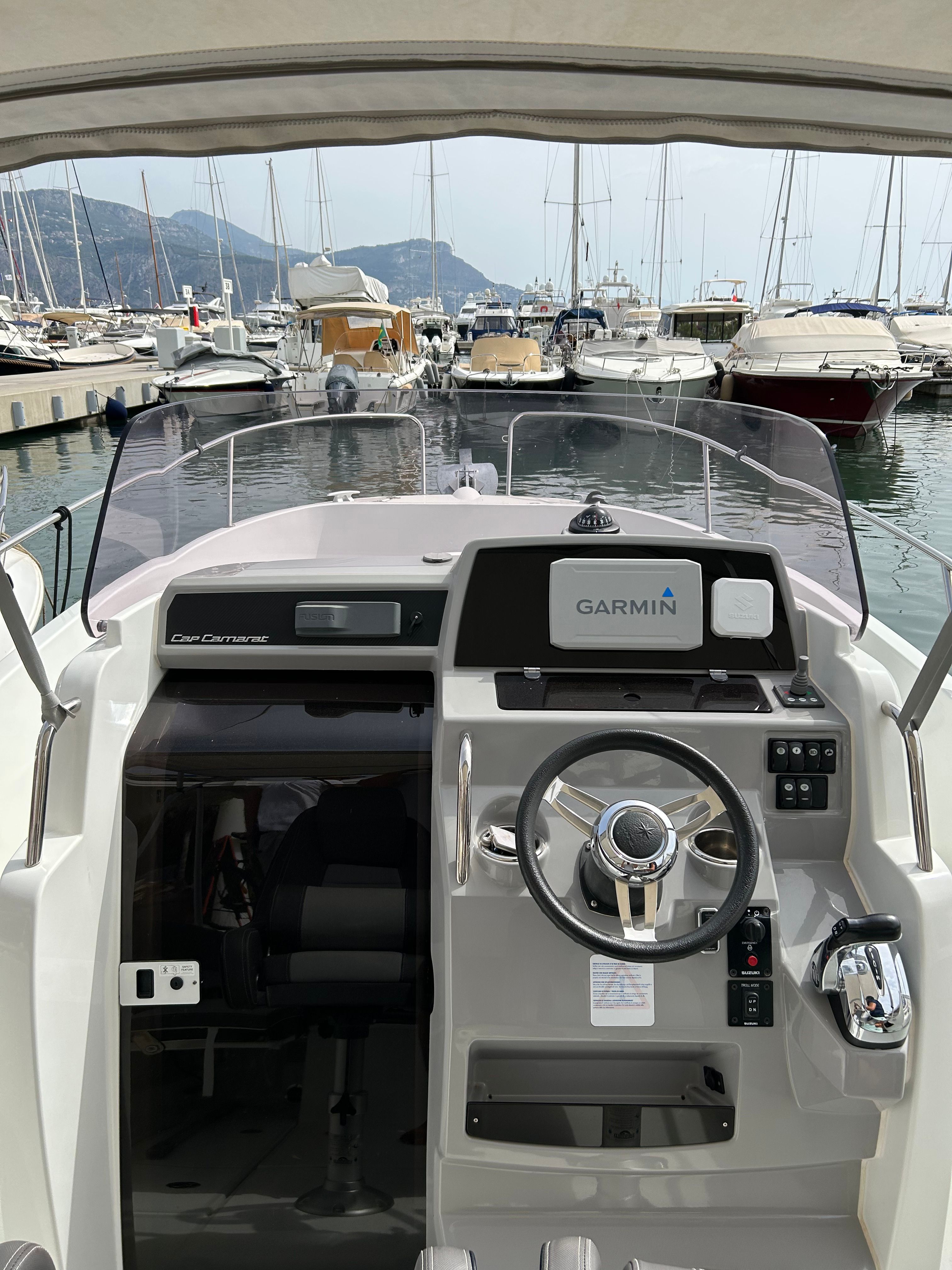 Jeanneau Cap Camarat 7.5 | Leo-Lea