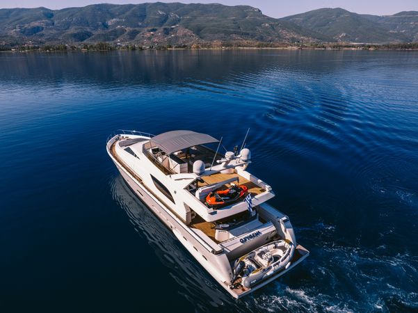 Ferretti 780 | Oxygen 8