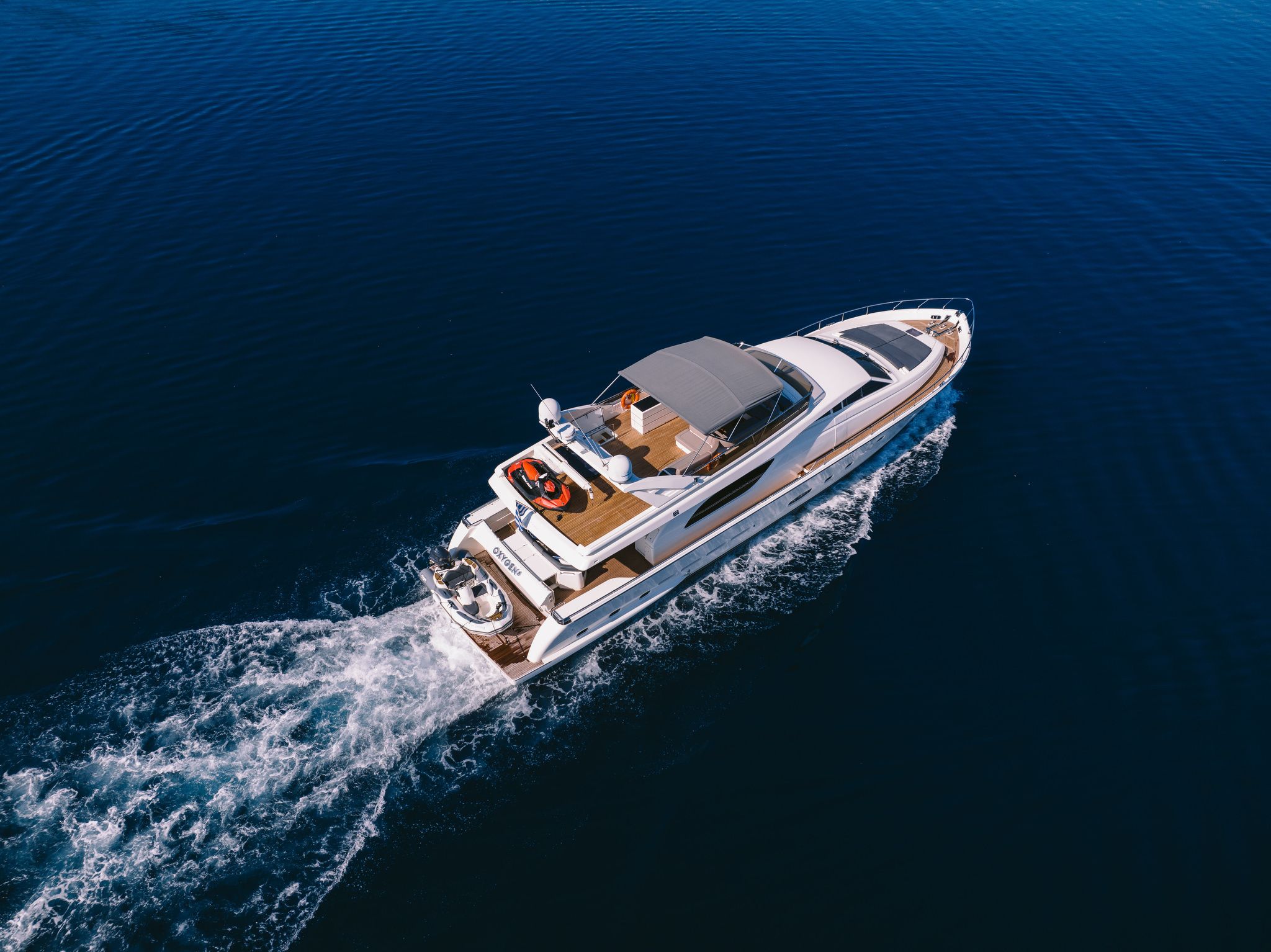 Ferretti 780 | Oxygen 8