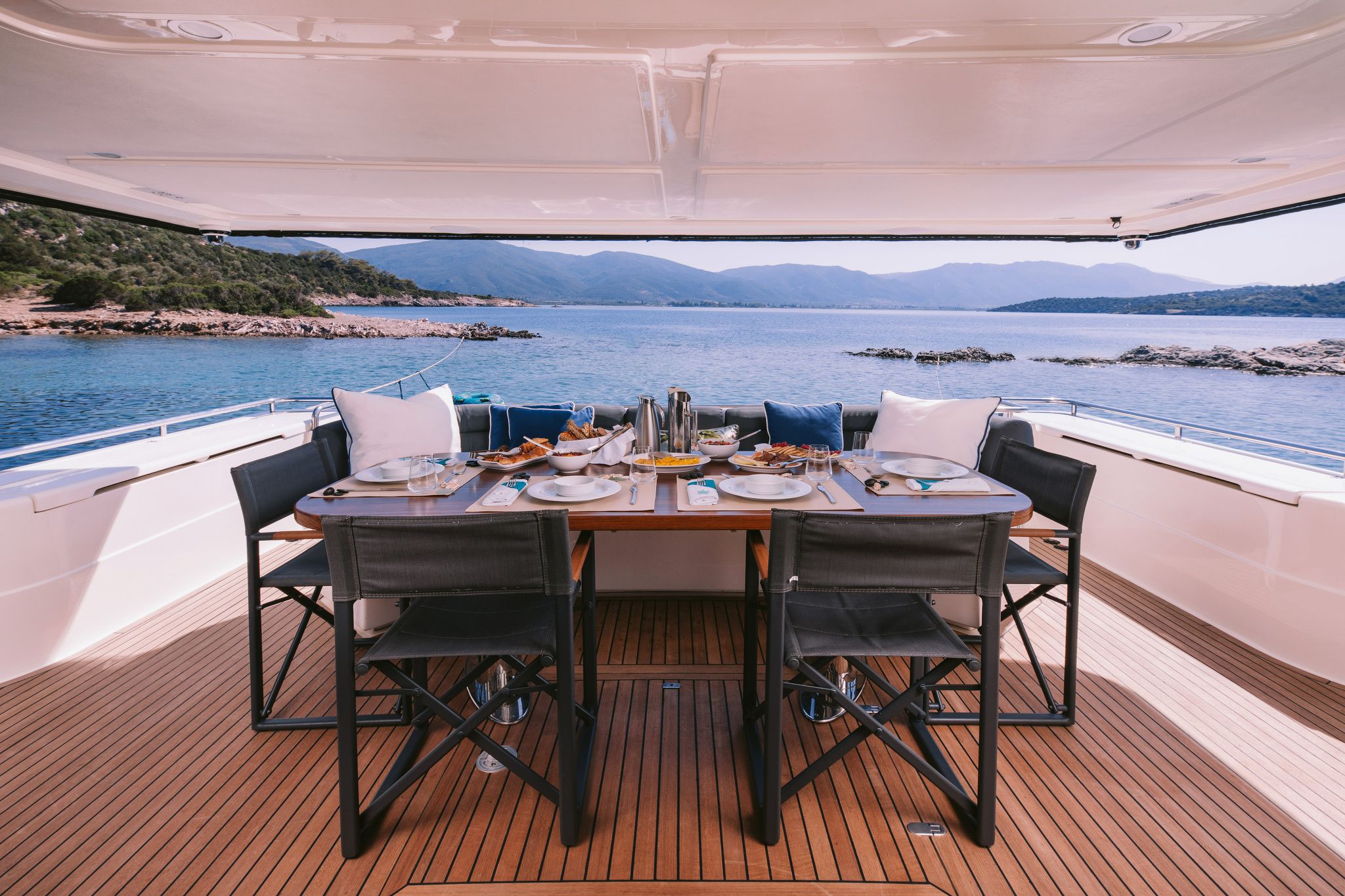 Ferretti 780 | Oxygen 8