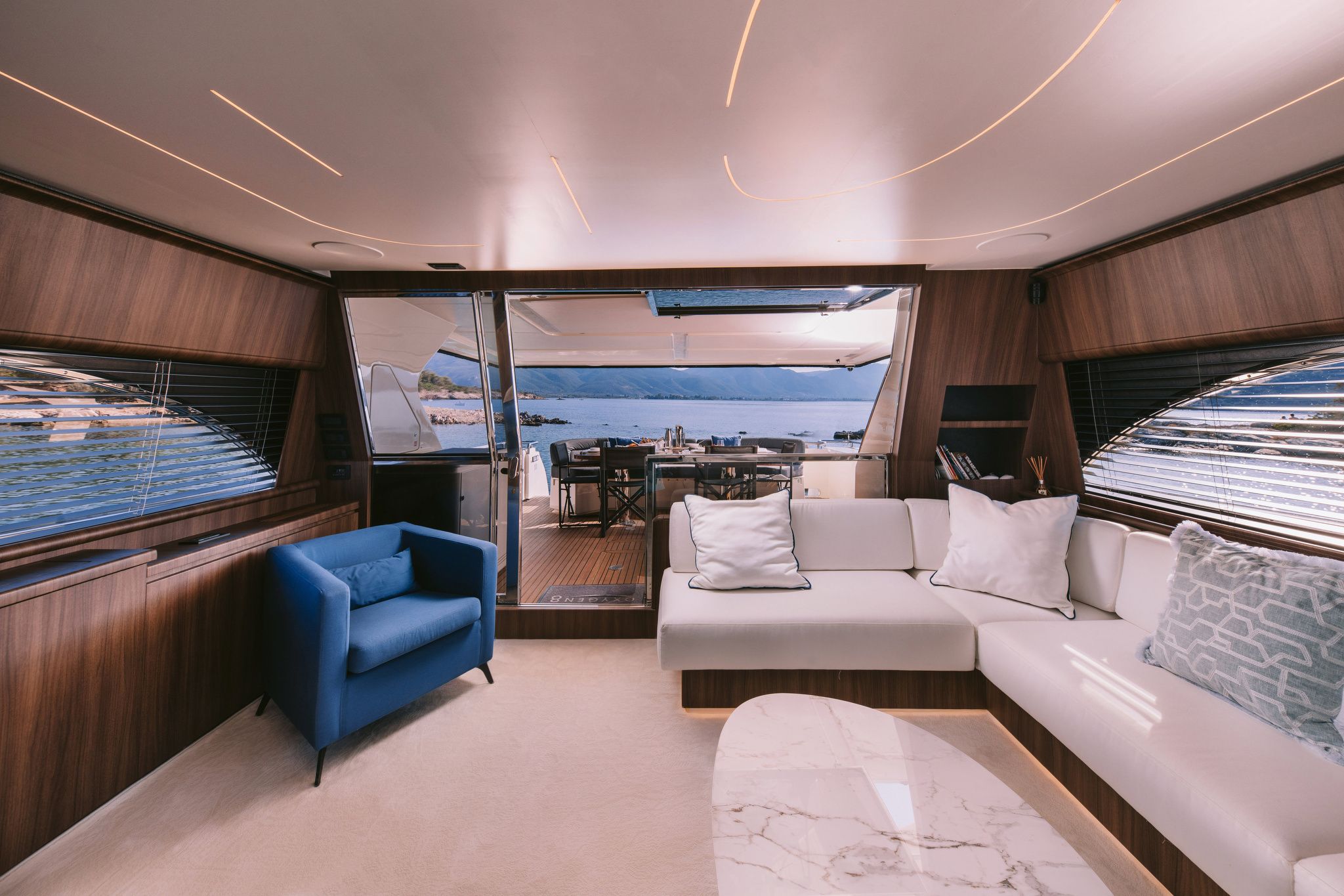 Ferretti 780 | Oxygen 8