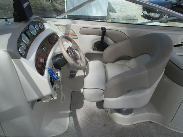 Sea Ray 270 | Blue Moon