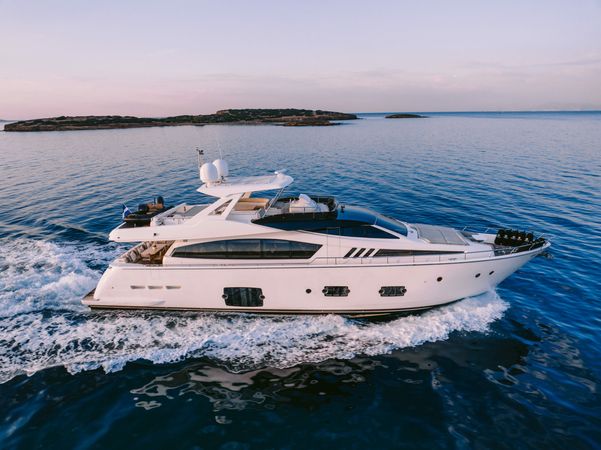 Ferretti 800 | D&D