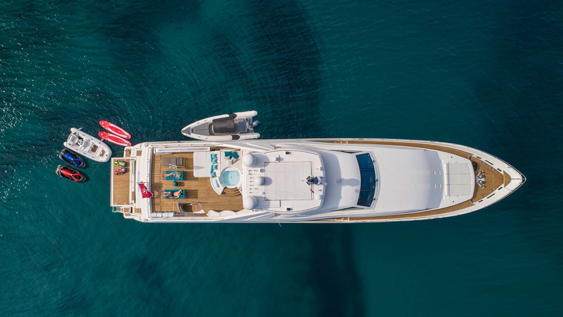 Ferretti Custom Line 112 | Acceptus