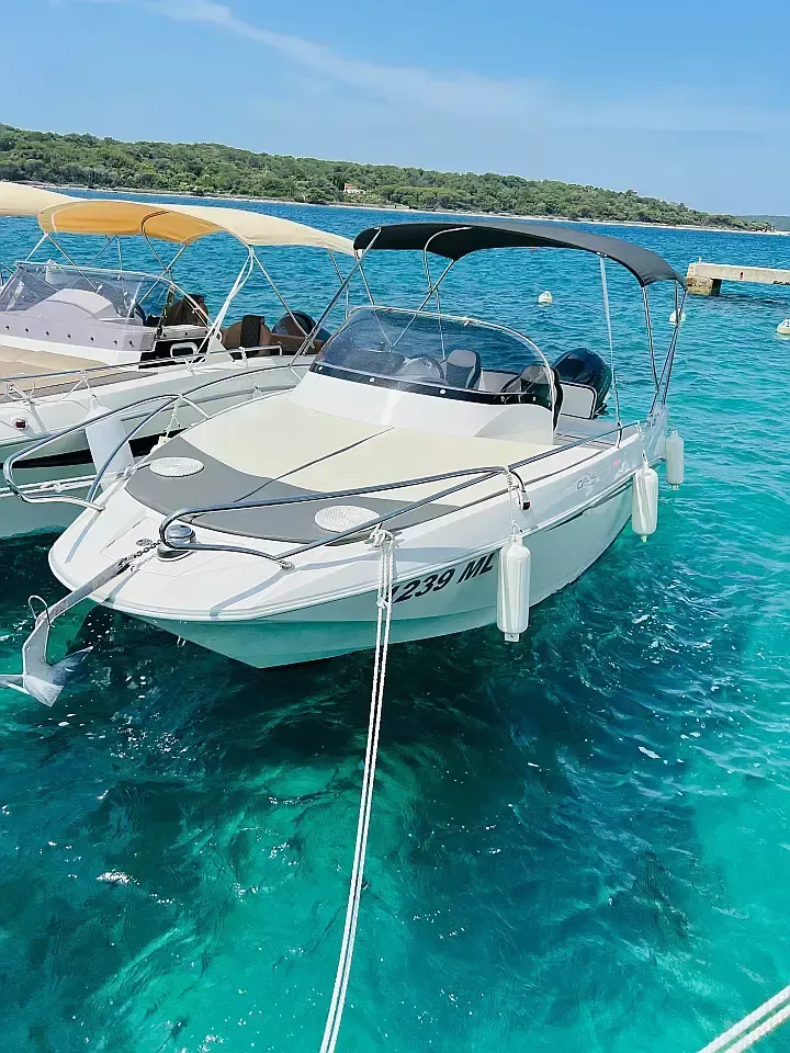 Galeon Galia 630 SD | White