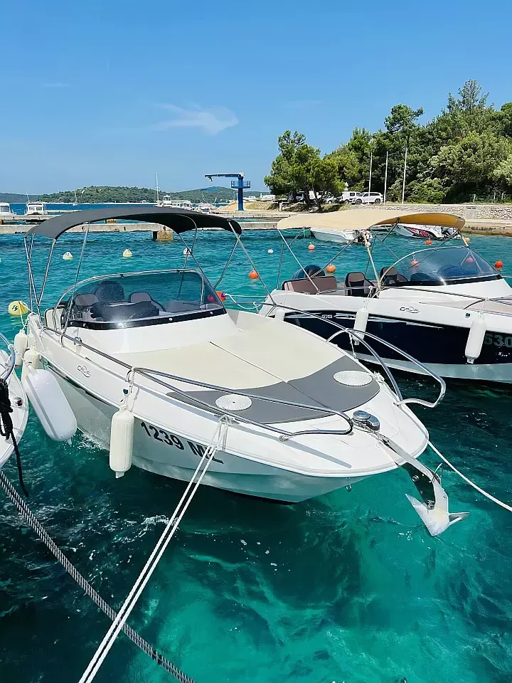 Galeon Galia 630 SD | White