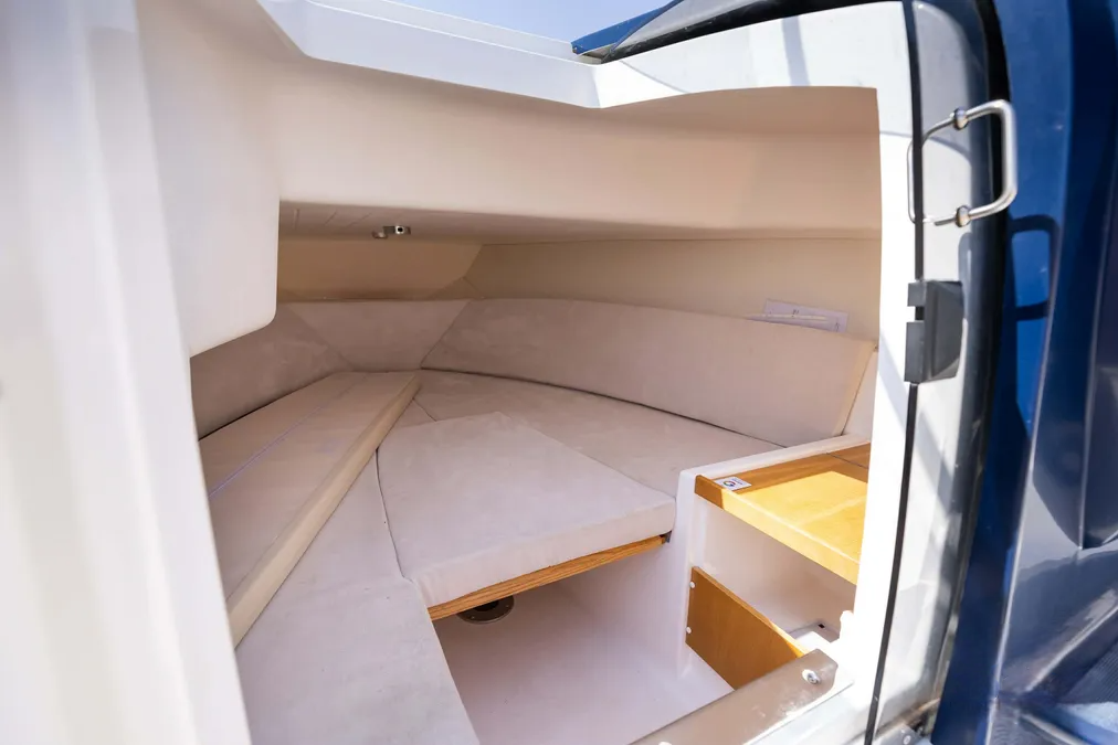 Galeon Galia 630 SD | White