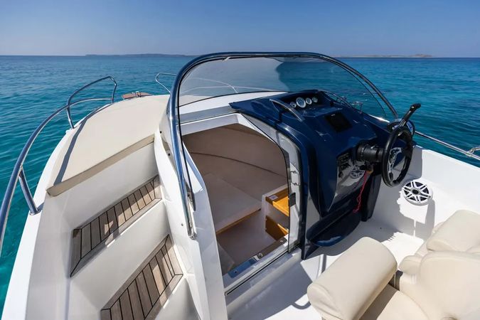Galeon Galia 630 SD | White