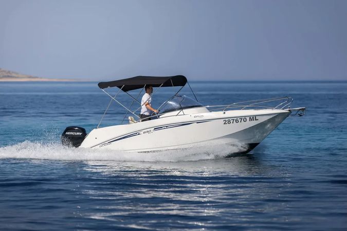 Galeon Galia 630 SD | White