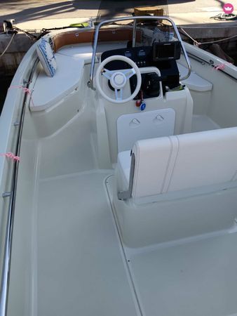 Invictus 190 FX | LIONOR M