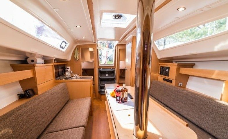 Delphia 33 MC | Nina