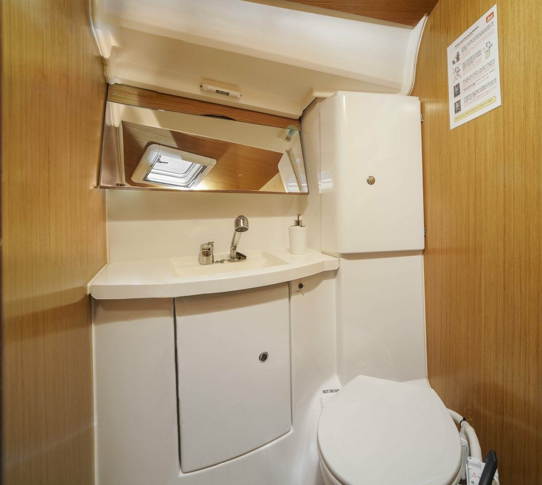 Jeanneau Sun Odyssey 42 | Ema