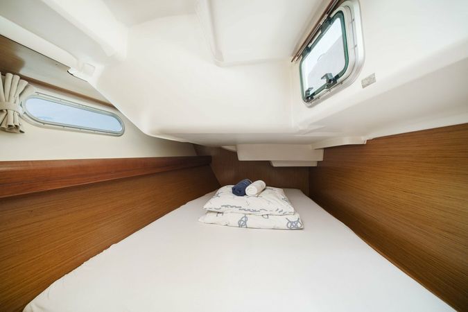 Jeanneau Sun Odyssey 42 | Ema